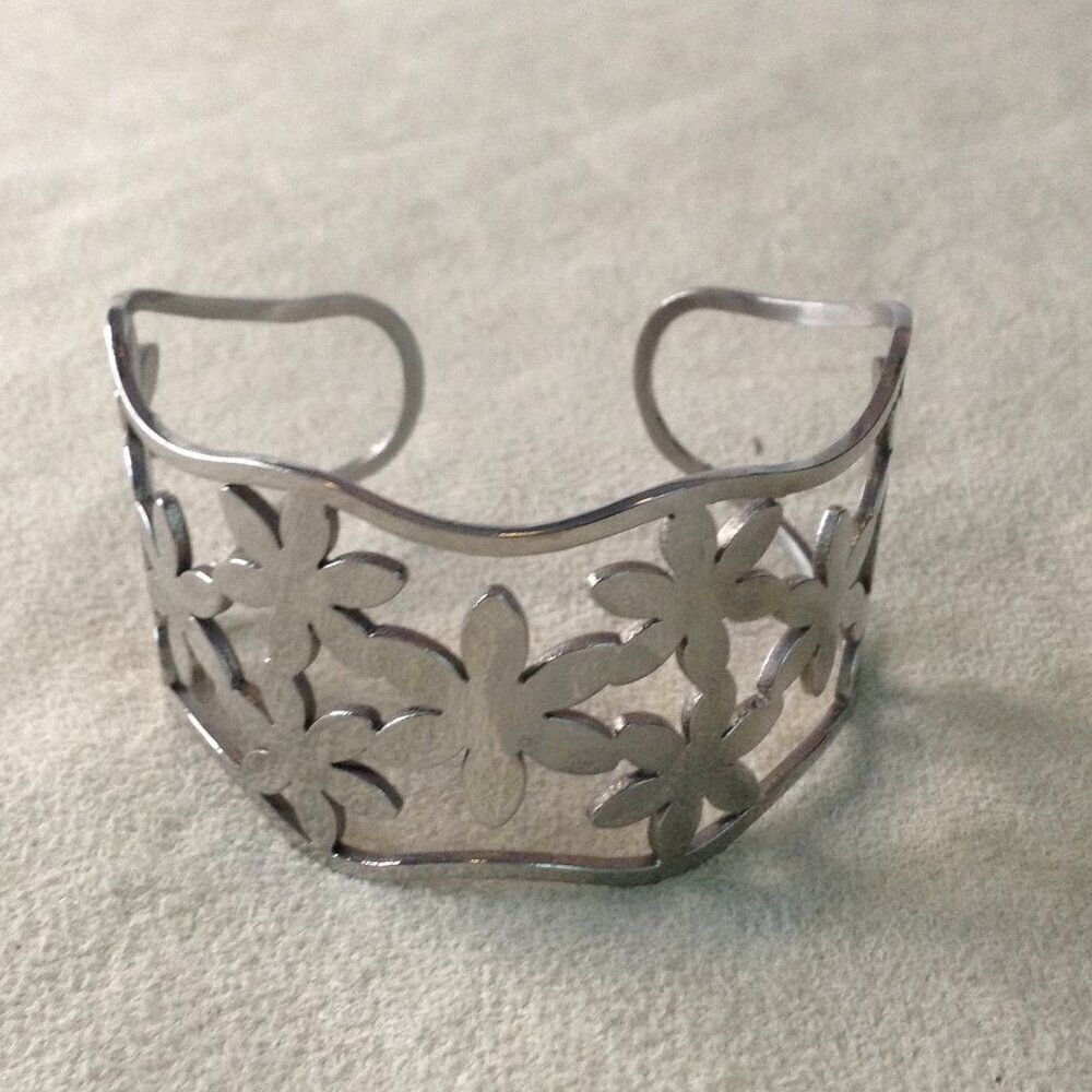 Polished "CHISEL" Stainless Steel Flow Cuff Bracelet;Flower Power, Bohemian Chic
